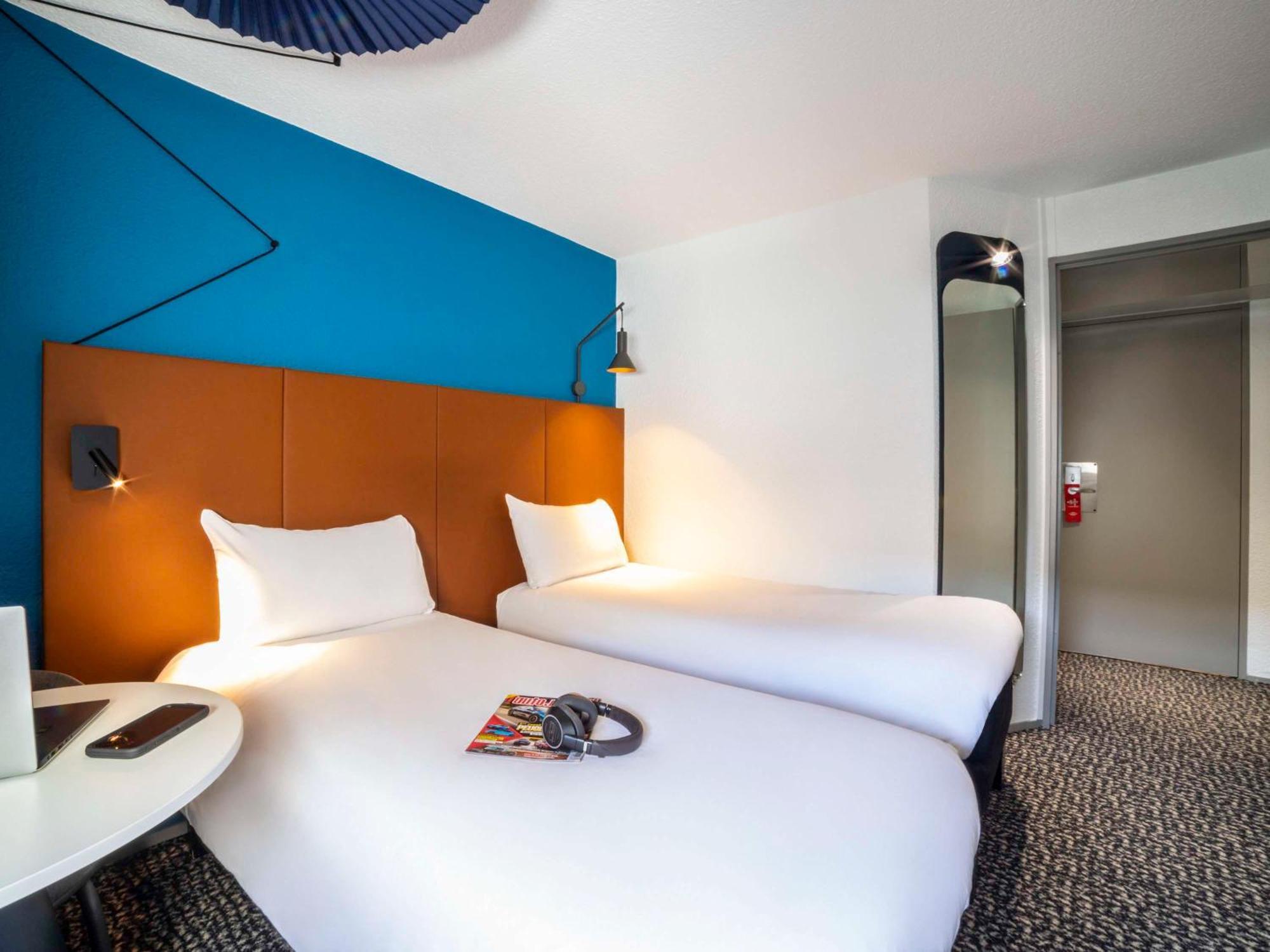 Ibis Paris Porte De Bercy Шарантон-ле-Пон Экстерьер фото