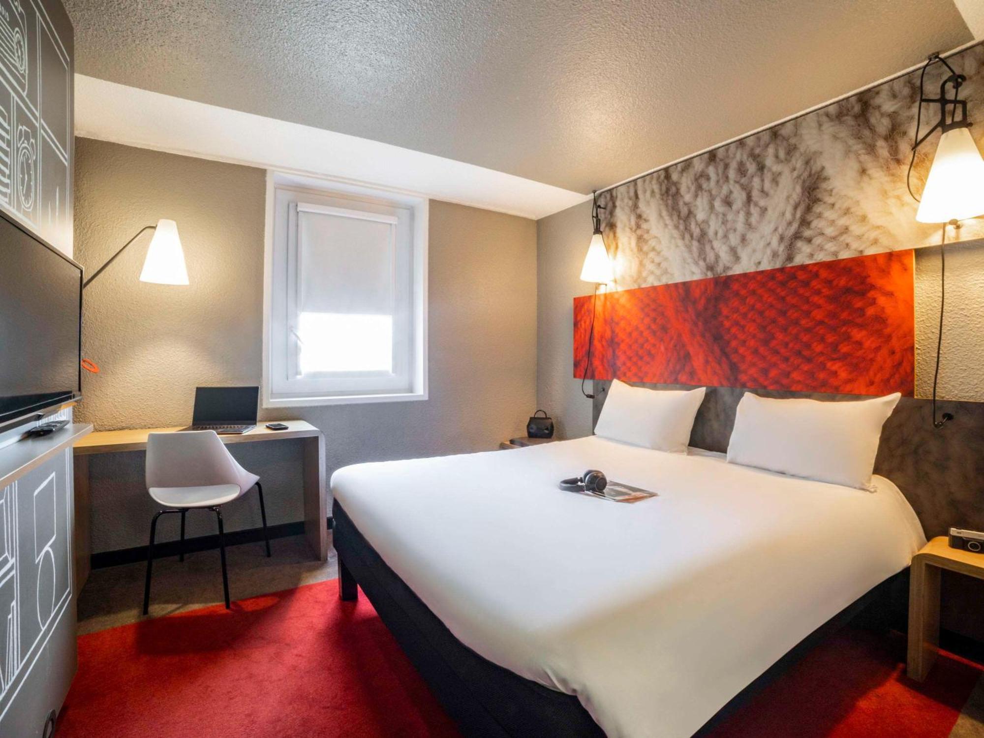 Ibis Paris Porte De Bercy Шарантон-ле-Пон Экстерьер фото