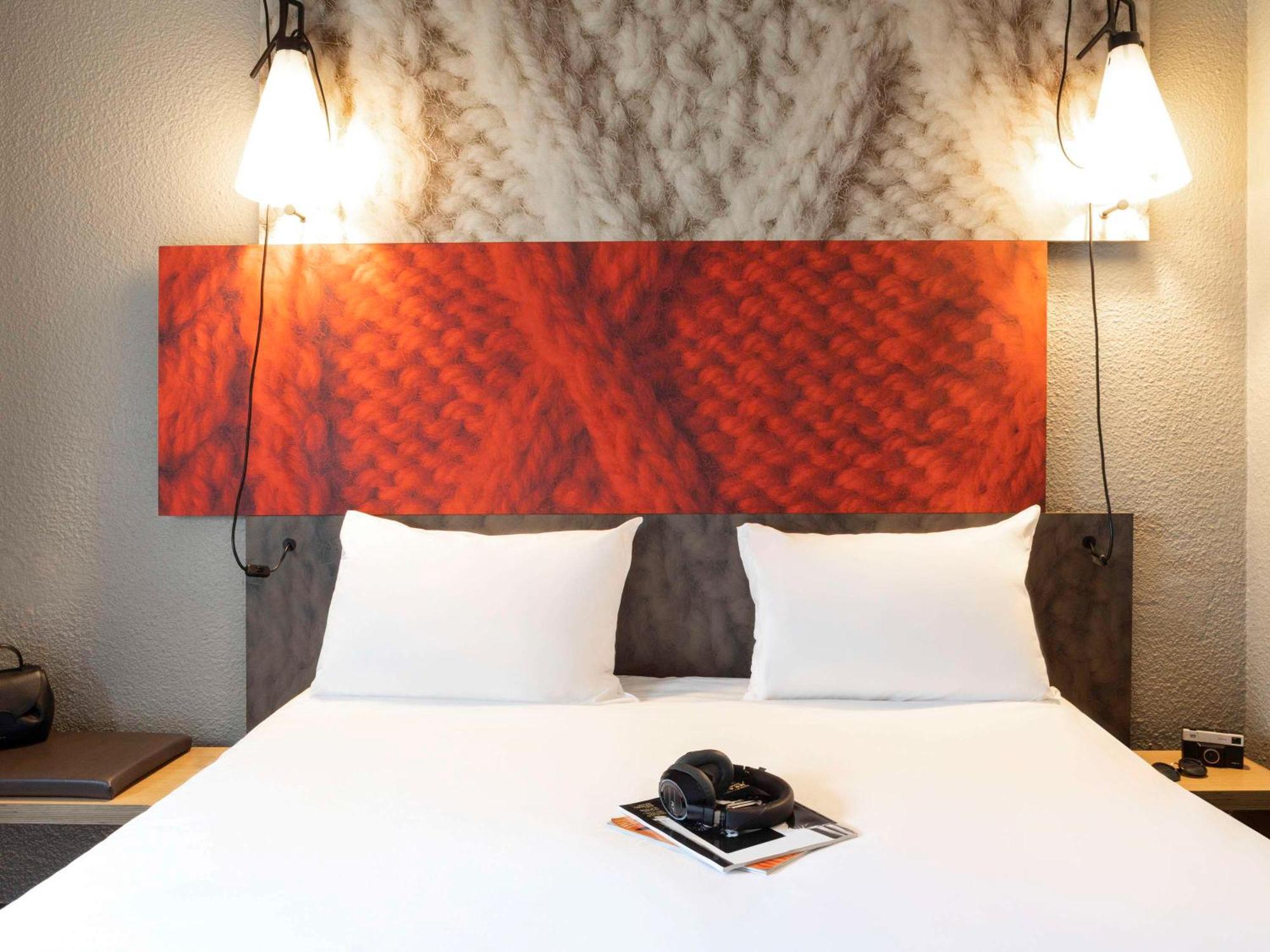 Ibis Paris Porte De Bercy Шарантон-ле-Пон Экстерьер фото