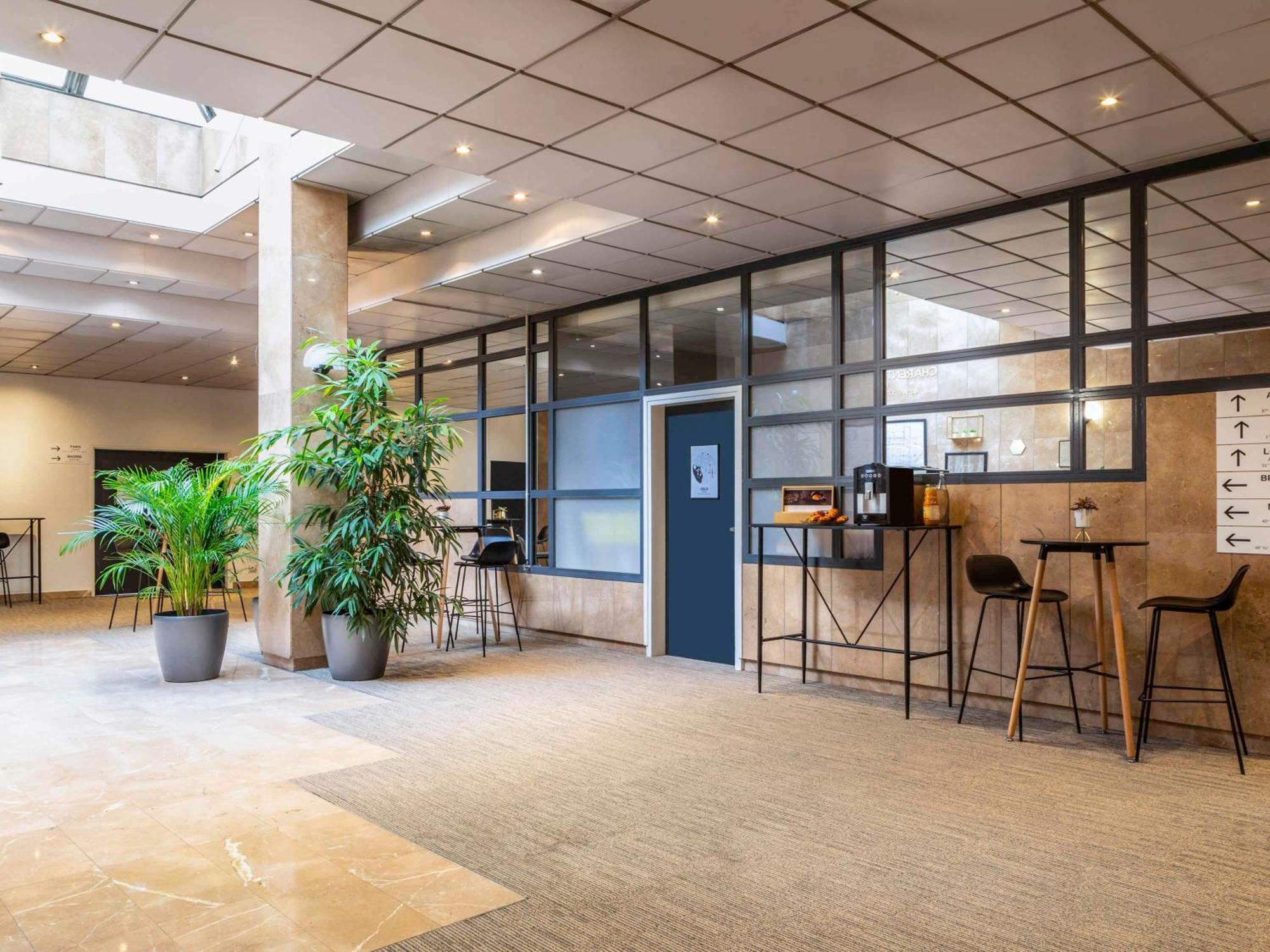 Ibis Paris Porte De Bercy Шарантон-ле-Пон Экстерьер фото
